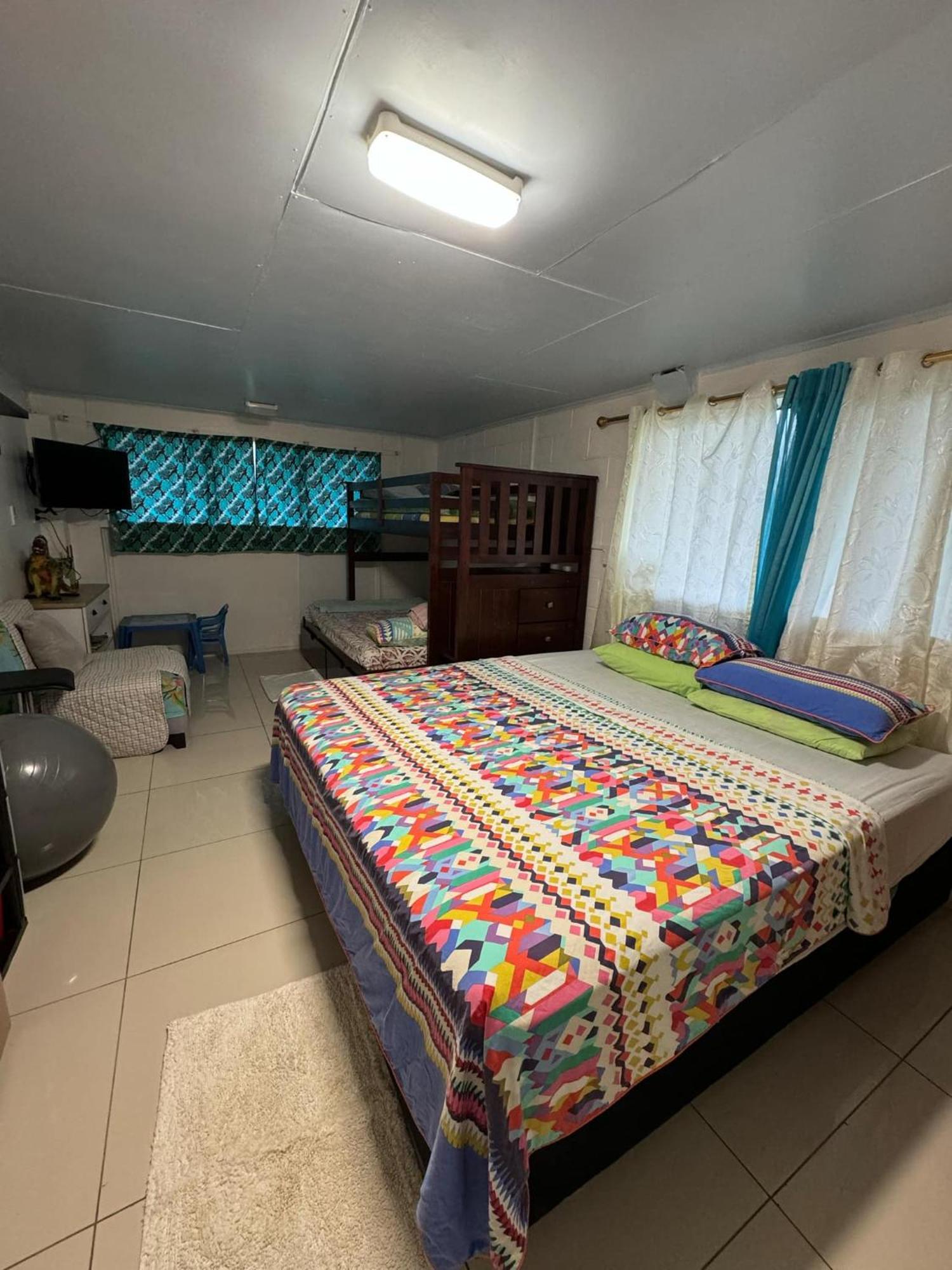 Mirimiri Spa Homestay Ngatangiia 外观 照片