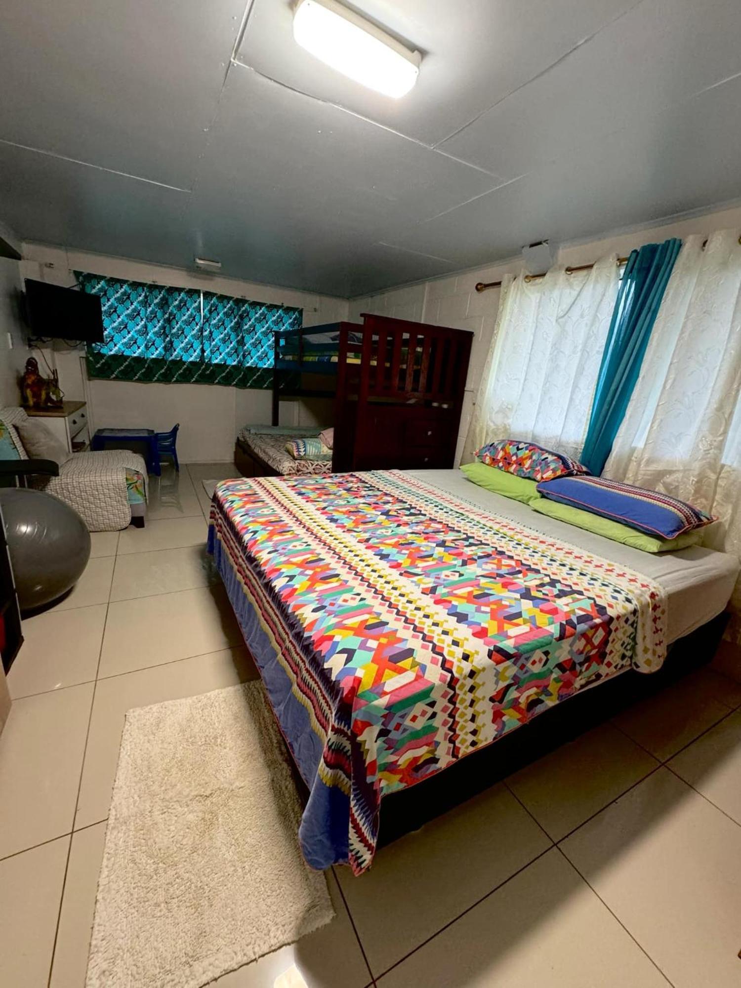 Mirimiri Spa Homestay Ngatangiia 外观 照片